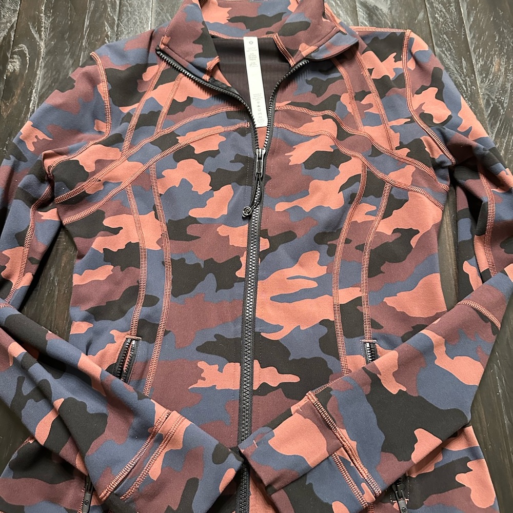 Lululemon camouflage zip up